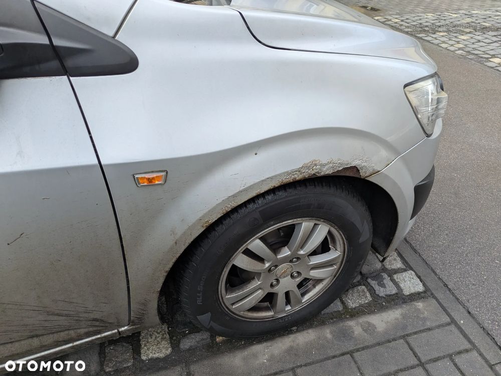 Chevrolet Aveo 1.4 16V LT - 14