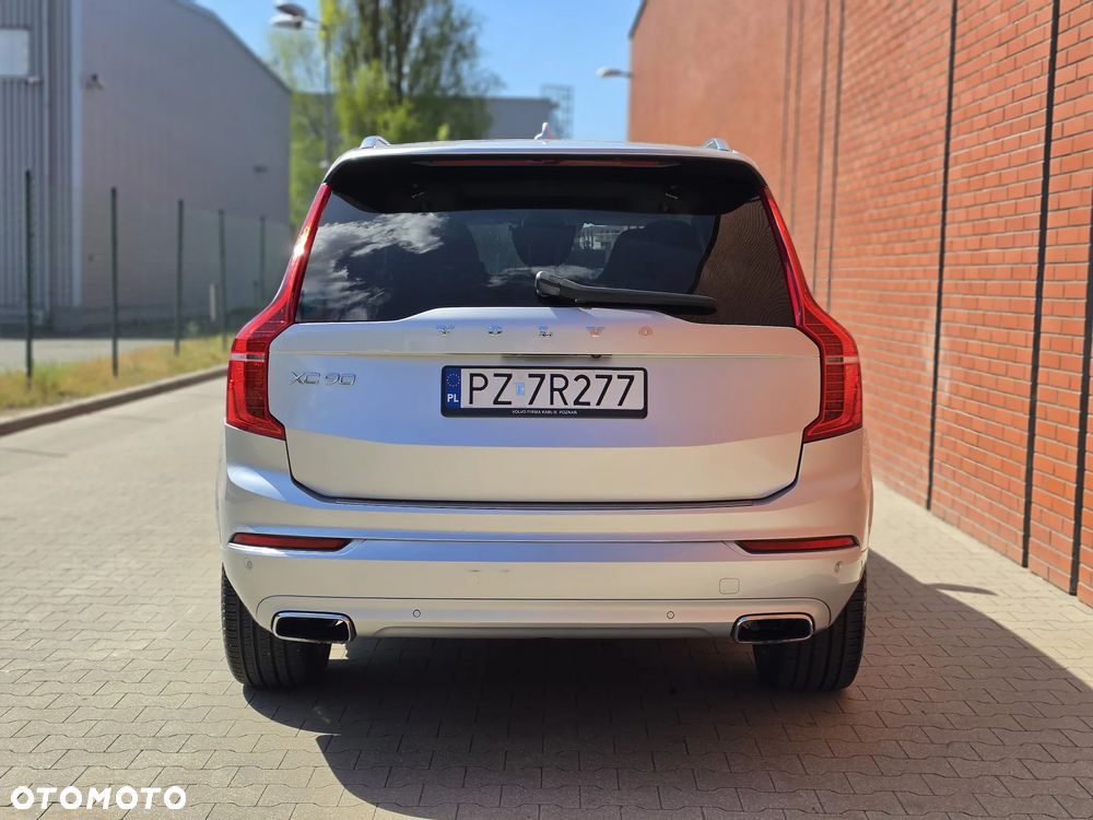 Volvo XC 90 - 6