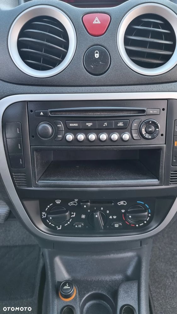 Citroën C3 1.4 Exclusive - 24