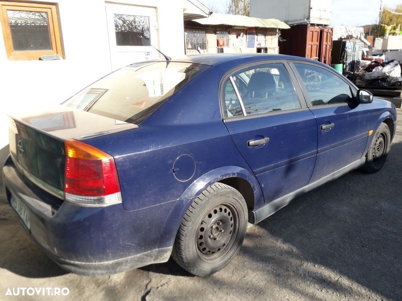 Dezmembrez Opel Vectra C 1.8 16V euro 4 - 3