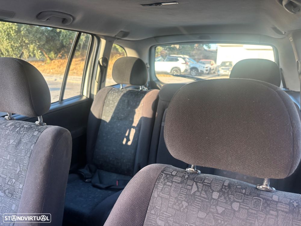 Opel Zafira 2.0 DTi - 35