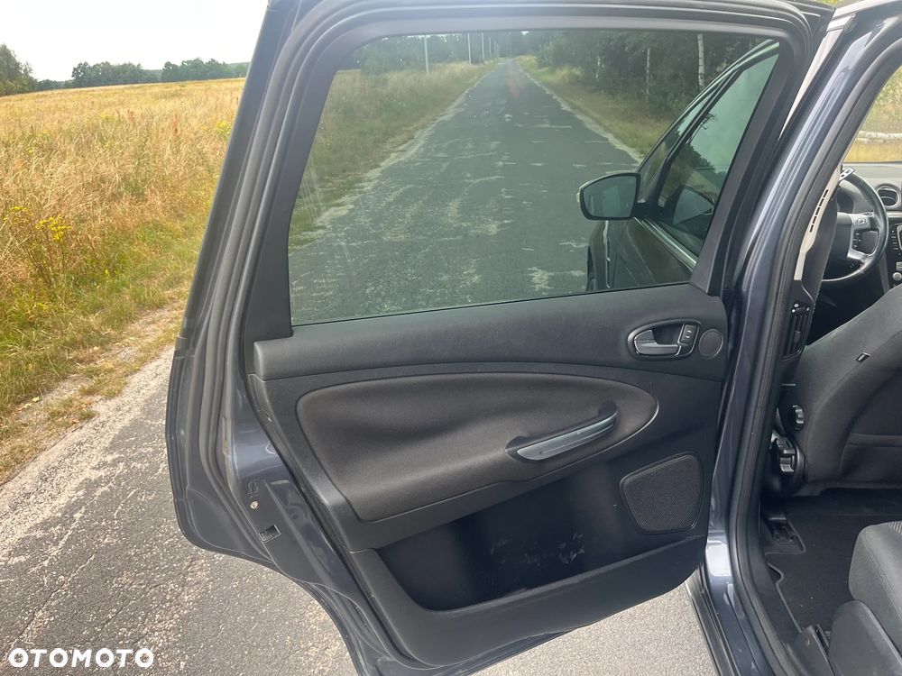 Ford S-Max 2.0 TDCi DPF Titanium - 10