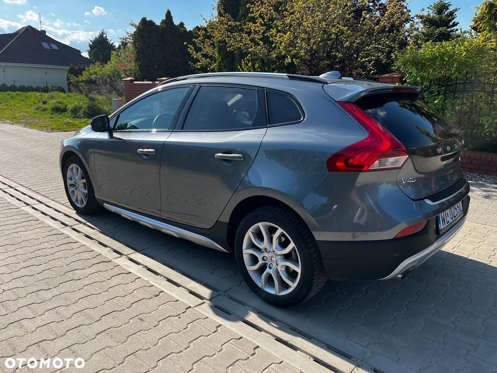 Volvo V40 Cross Country D3 Drive-E SCR Summum - 3