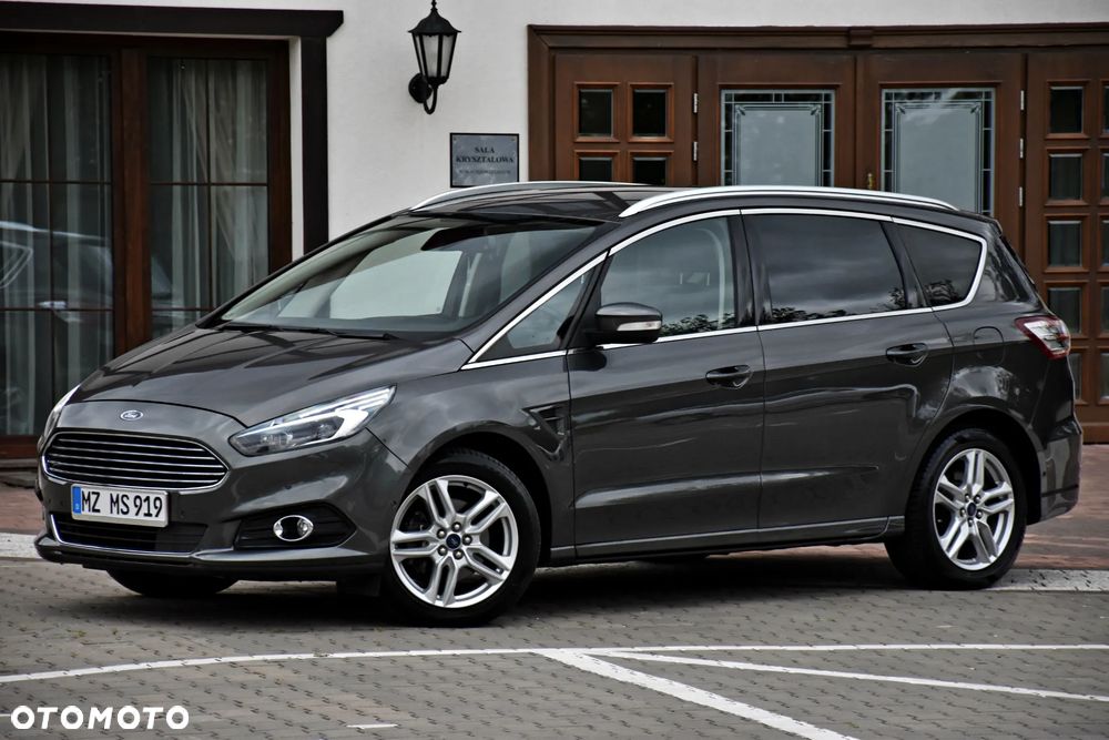 Ford S-Max 2.0 TDCi Titanium PowerShift - 12