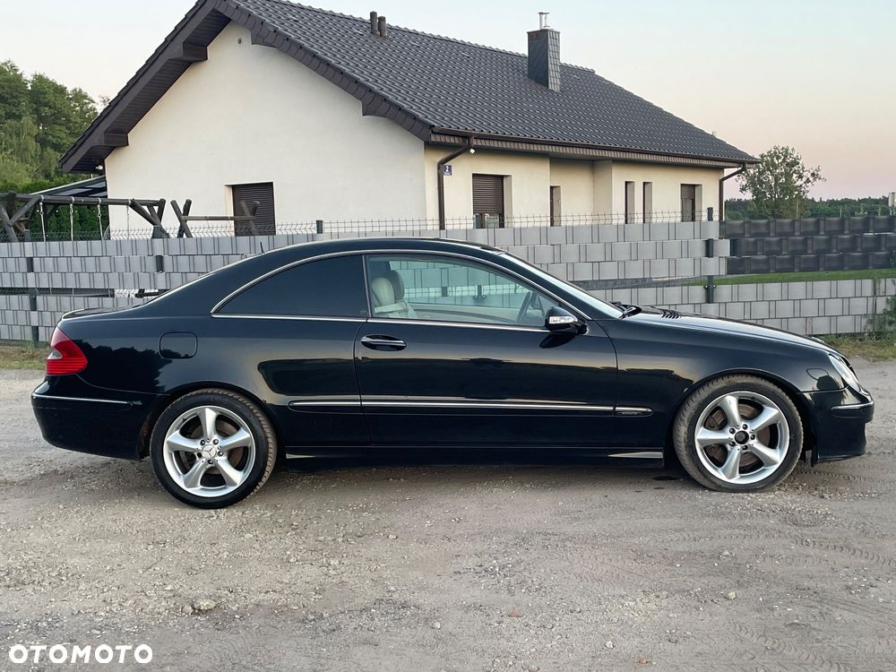 Mercedes-Benz CLK 320 CDI 7G-TRONIC Elegance - 5