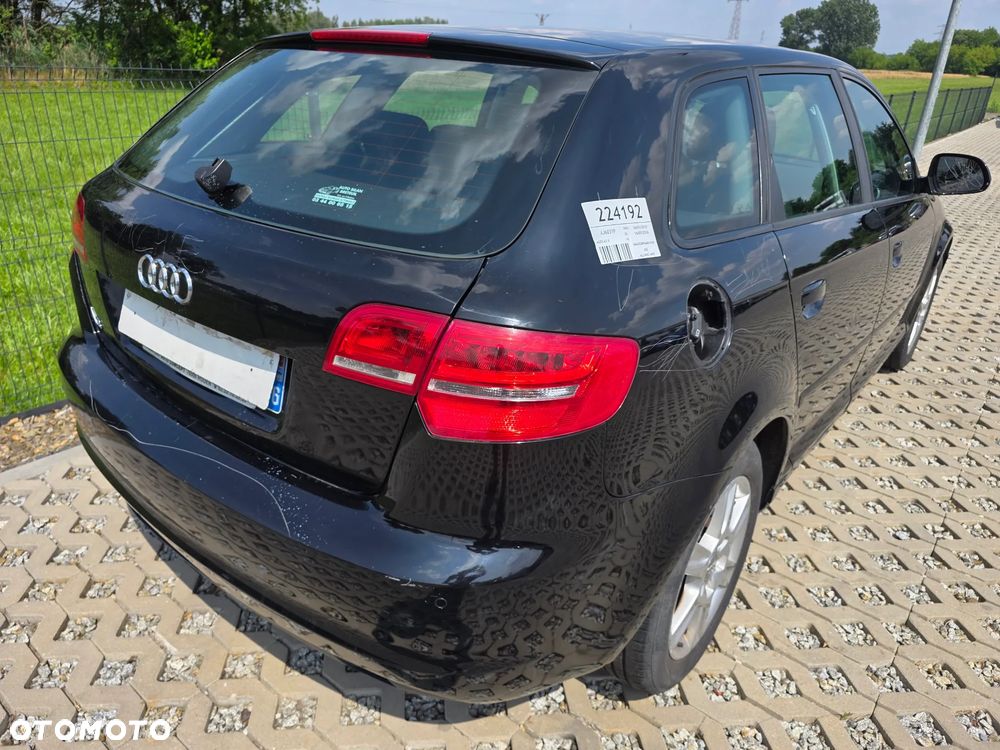 Audi A3 Sportback 1.6 TDI DPF Ambition - 5