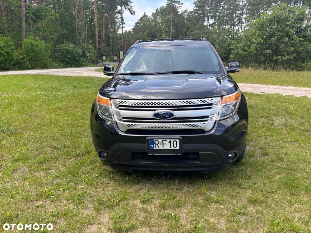Ford Explorer - 25