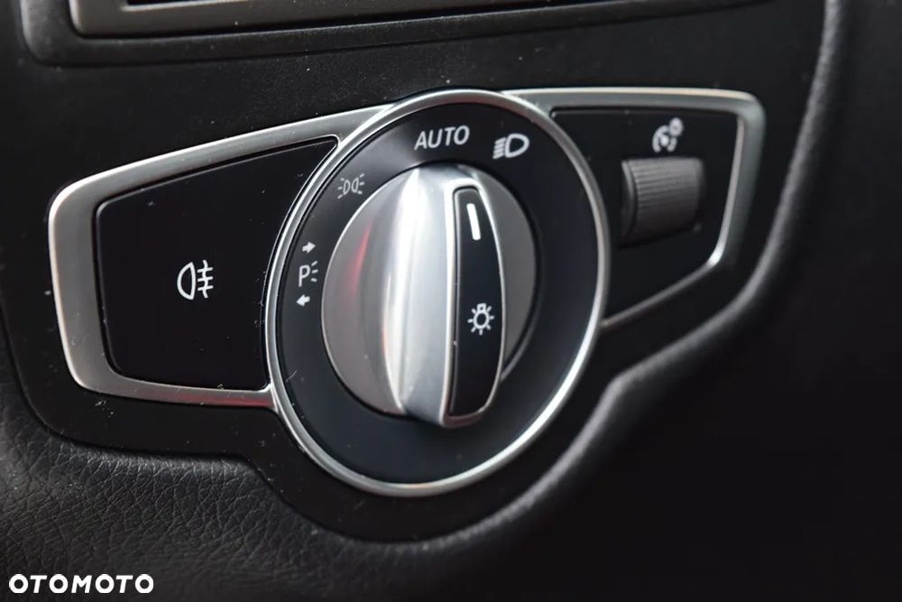 Mercedes-Benz GLC 200 d - 16