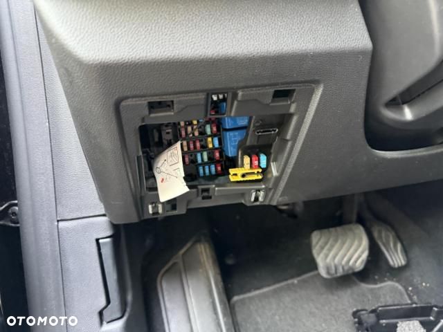 Renault Clio E-TECH 140 INTENS - 2