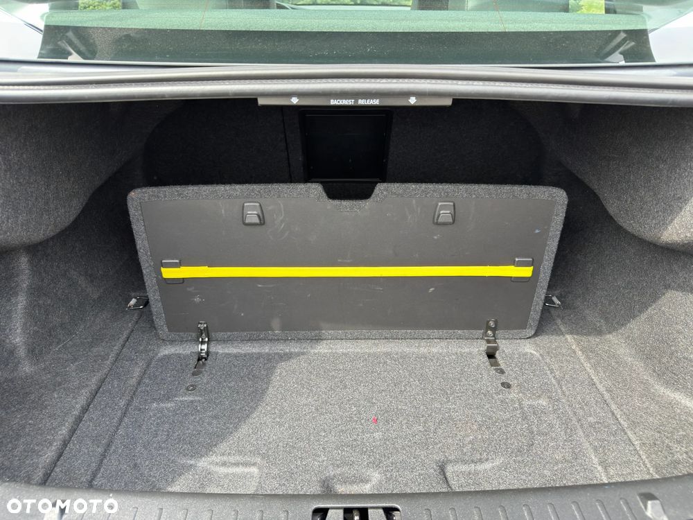 Volvo S60 2.5 T5 AWD - 33