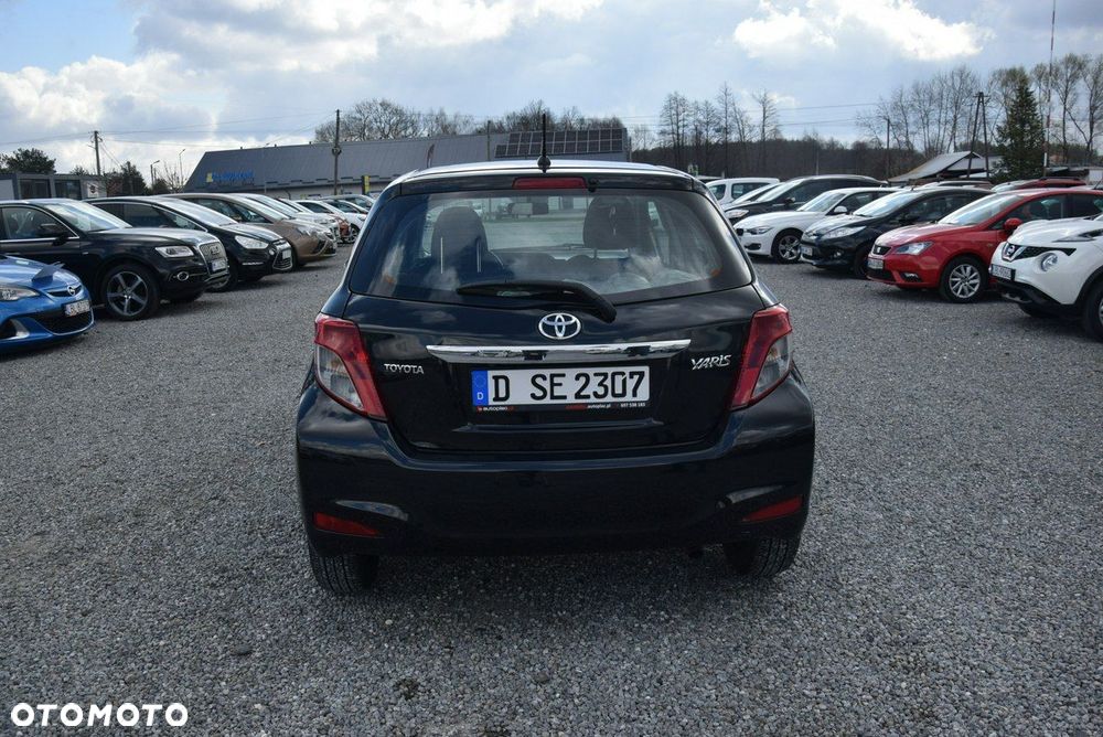 Toyota Yaris 1.33 Prestige - 11