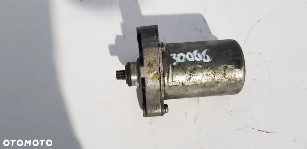 Honda Lead 100 Rozrusznik - 2