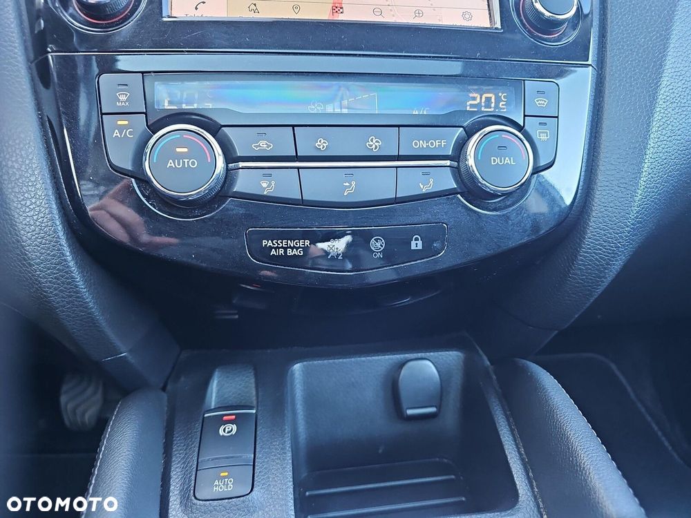 Nissan Qashqai 1.3 DIG-T Acenta - 25