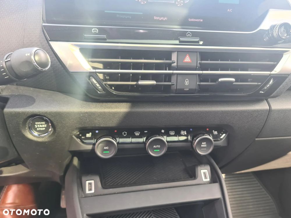 Citroën C4 EV136 50kWh Shine - 19