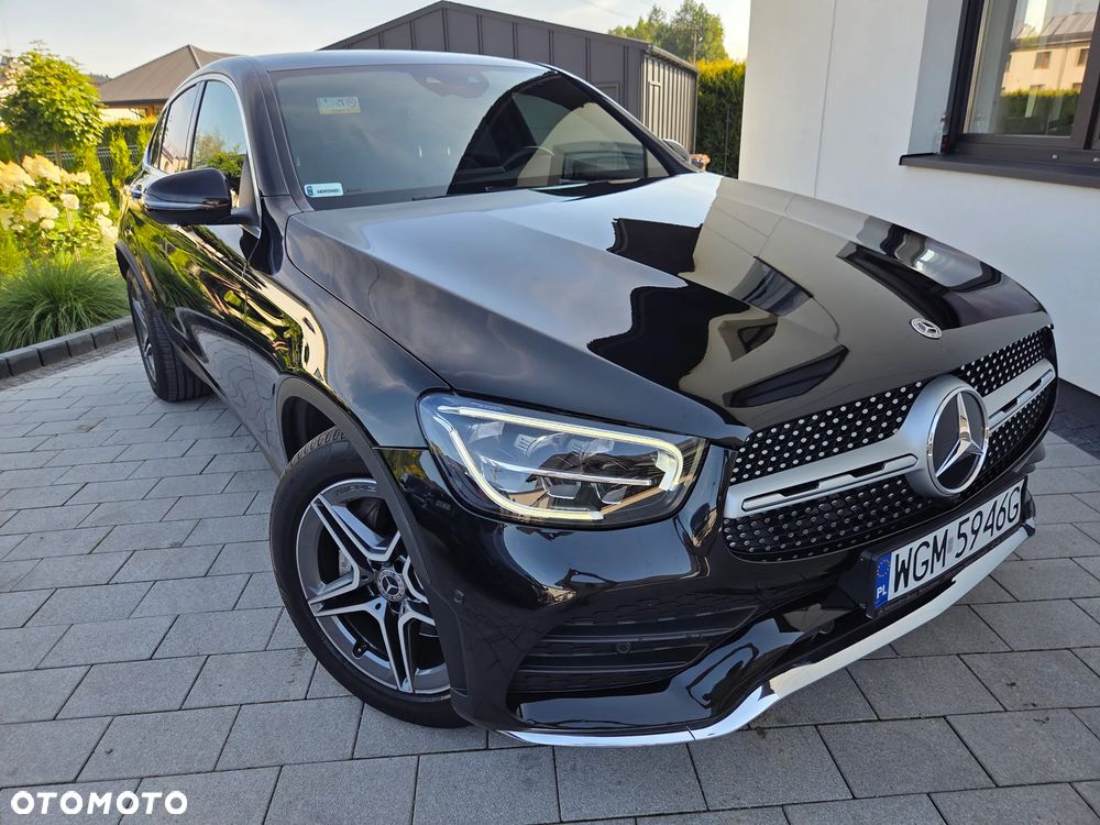 Mercedes-Benz GLC 200 4Matic 9G-TRONIC AMG Line Plus - 20