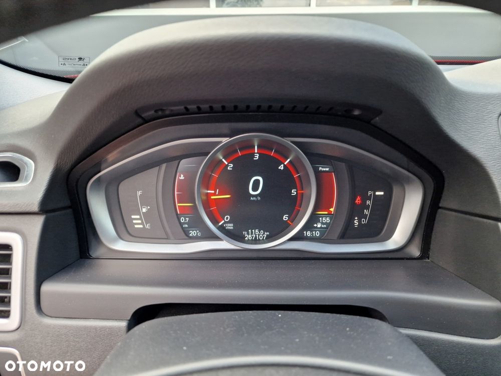 Volvo V70 D4 Geartronic Momentum - 23