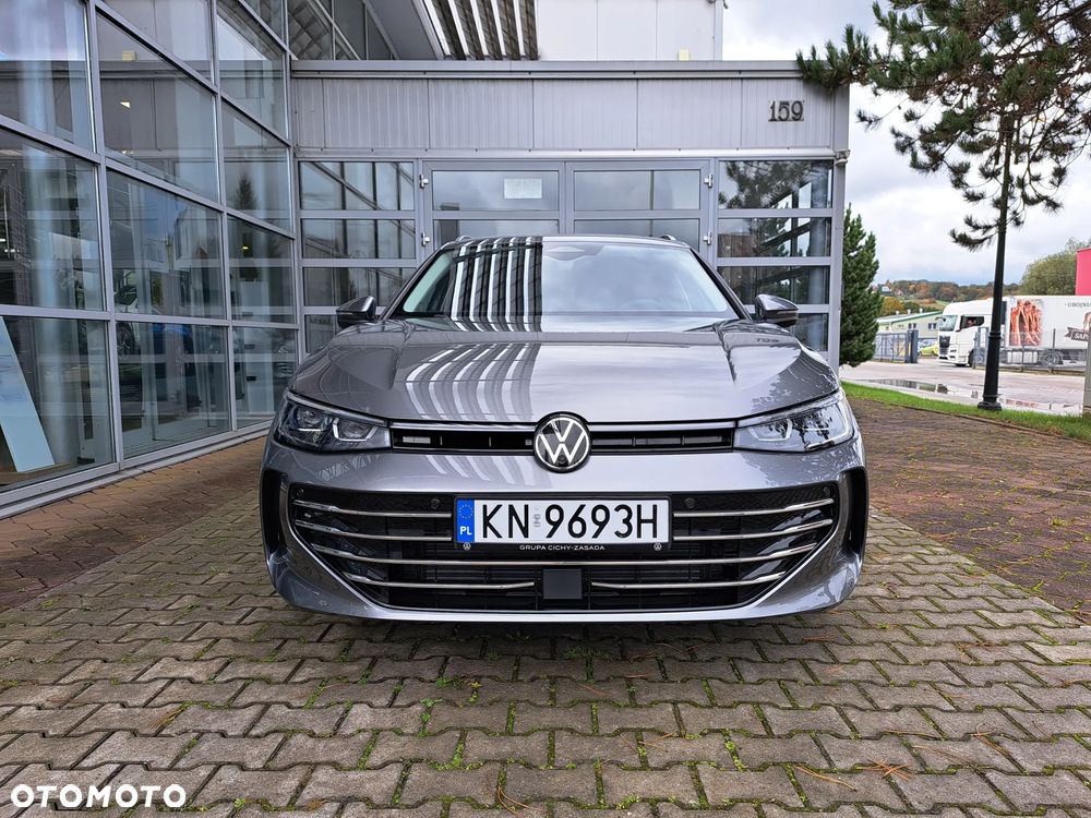 Volkswagen Passat 2.0 TDI SCR Elegance DSG - 8