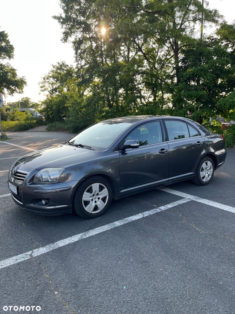 Toyota Avensis 2.0 D-4D Sol - 5