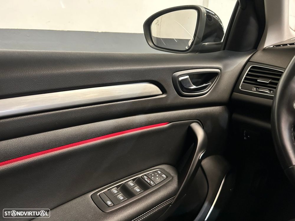 Renault Mégane Sport Tourer TCe 140 GPF BOSE EDITION - 38
