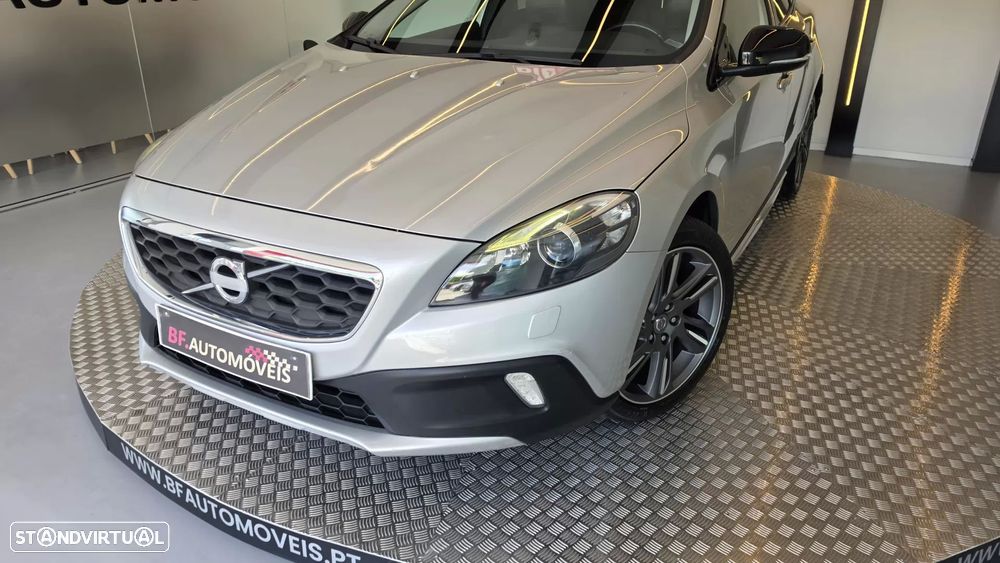 Volvo V40 Cross Country 1.6 D2 Summum - 28