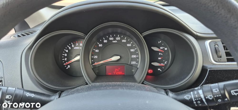 Kia Rio 1.2 M - 4