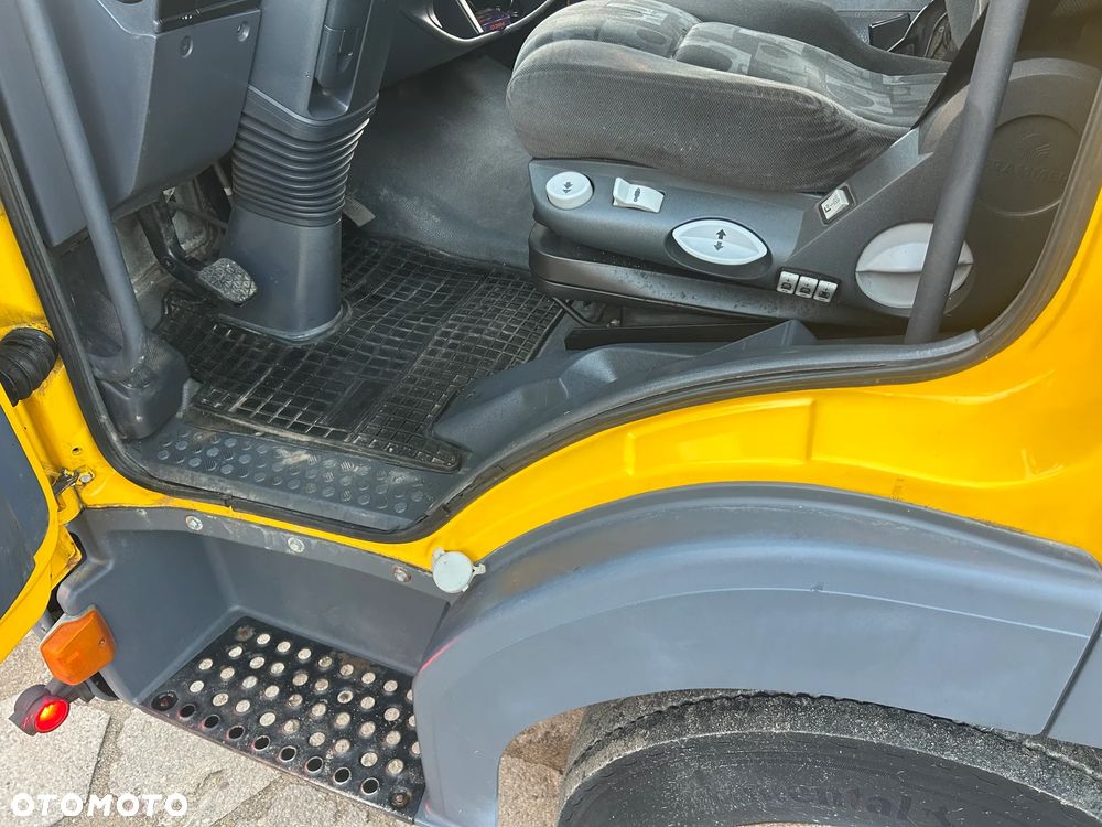 Mercedes-Benz ATEGO 815 LAWETA NA 2 AUTA / WCIĄGARKA Z PILOTEM / POMOC DROGOWA Z NAJAZDAMI / BARDZO ŁADNY STAN / OŚWIETLENIE OSTRZEGAWCZE / KABINA SYPIALNA !! - 25