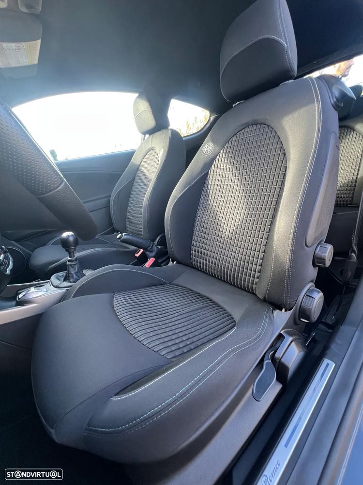 Alfa Romeo MiTo 1.4 T MultiAir Quadrifoglio Verde - 12