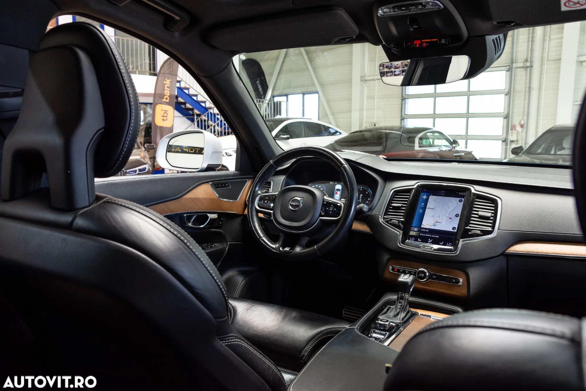 Volvo XC 90 D5 AWD R-Design - 8