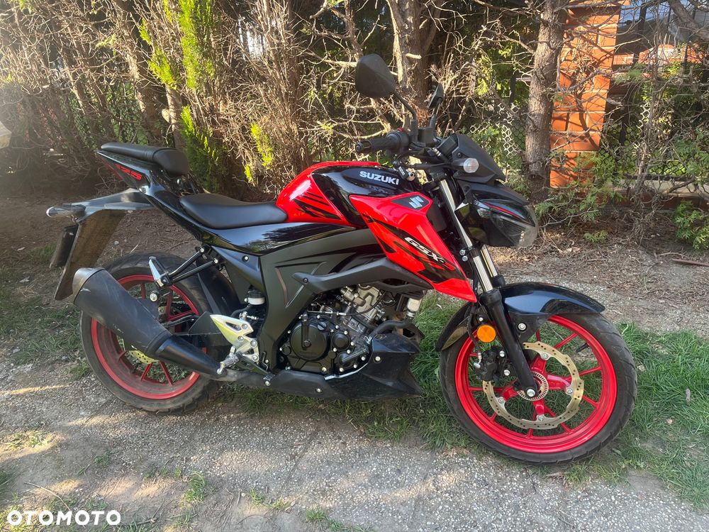 Suzuki GSX - 1