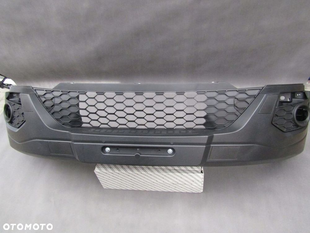 Zderzak przedni Iveco Daily 14 - 19 - 3