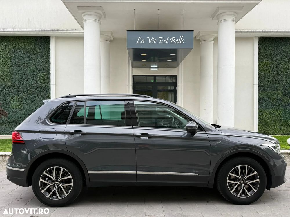 Volkswagen Tiguan - 3