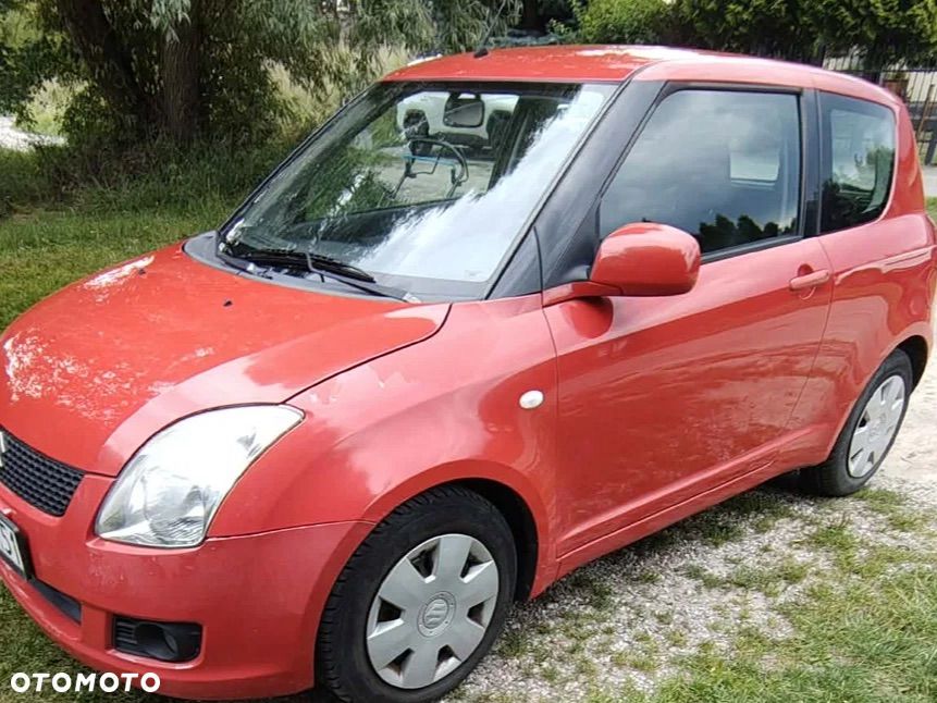 Suzuki Swift 1.3 GC - 1
