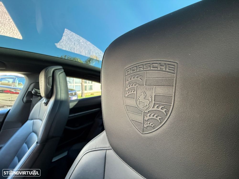 Porsche Taycan 4S - 21