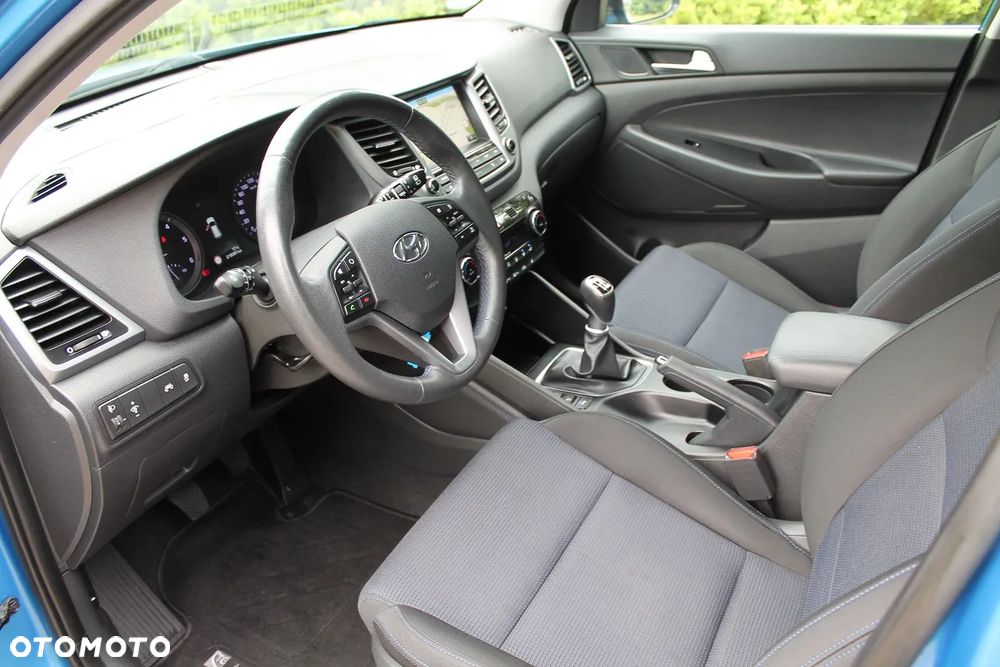 Hyundai Tucson 1.7 CRDI BlueDrive Style 2WD - 5