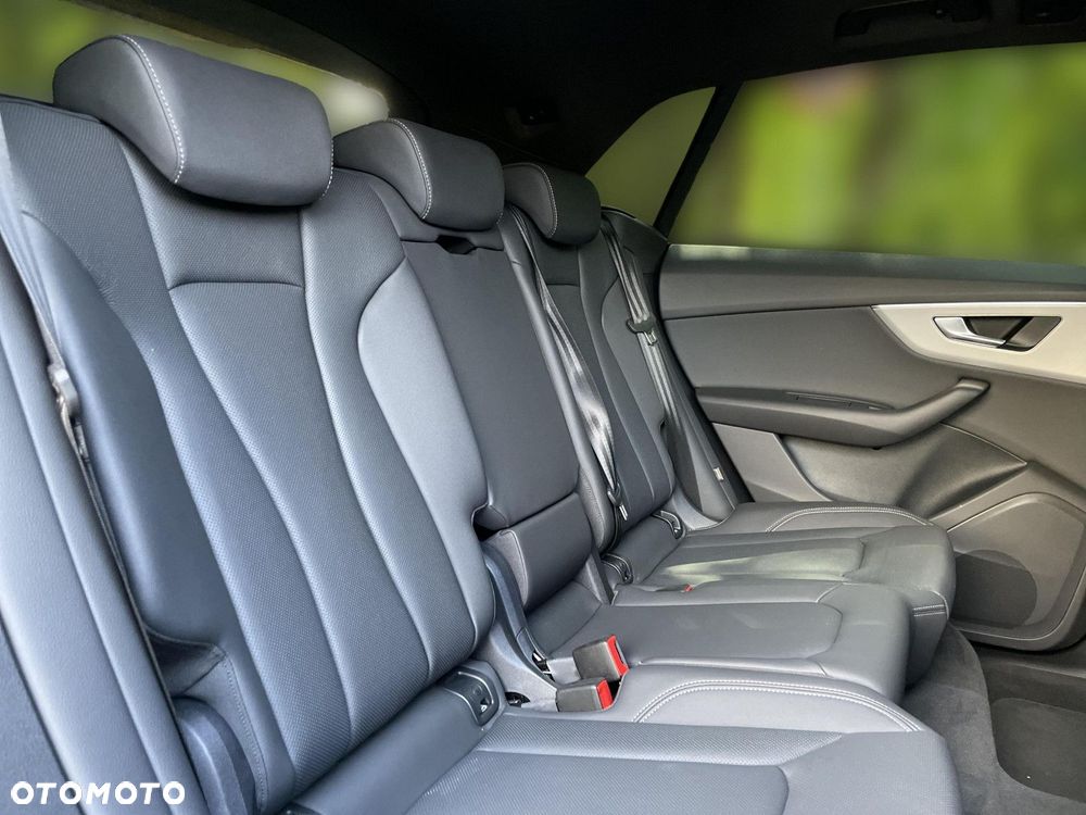 Audi Q8 - 24