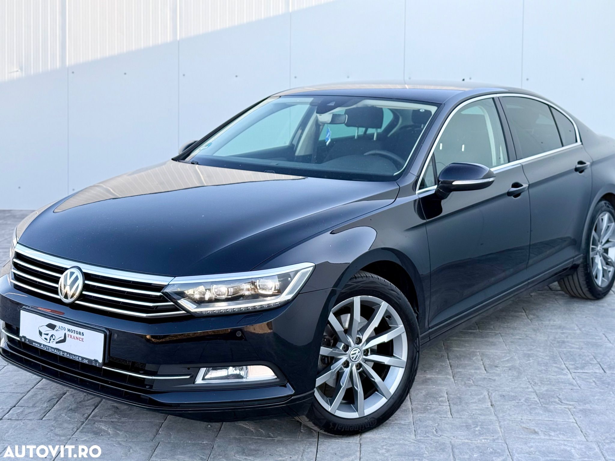 Volkswagen Passat 2.0 TDI (BlueMotion Technology) Trendline - 1
