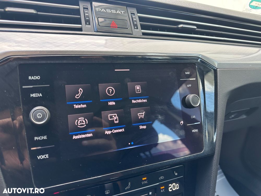 Volkswagen Passat - 25