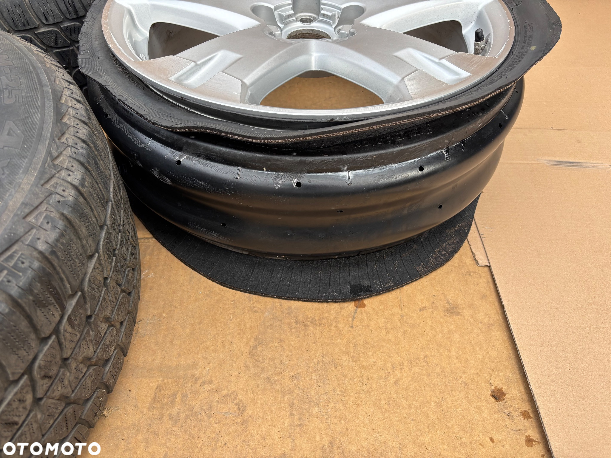 Toyota Rav4 Rav 4 Oryginalne Felgi Aluminiowe Pierścień BSR BSR-7  7,5 18 Et45 5x114,3 - 6
