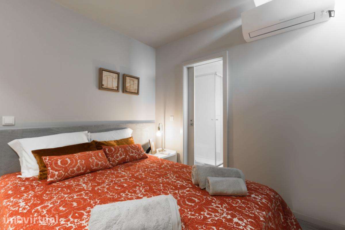 Apartamento com 3 quartos - localizado em Cedofeita Porto - Grande imagem: 2/52