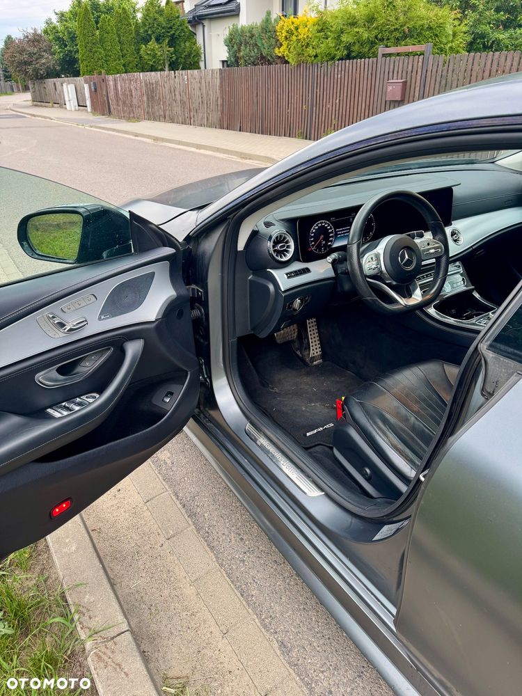 Mercedes-Benz CLS - 10