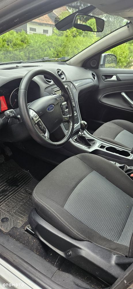 Ford Mondeo - 7