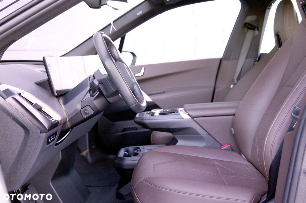 BMW iX xDrive40 76.6kWh Signature - 19