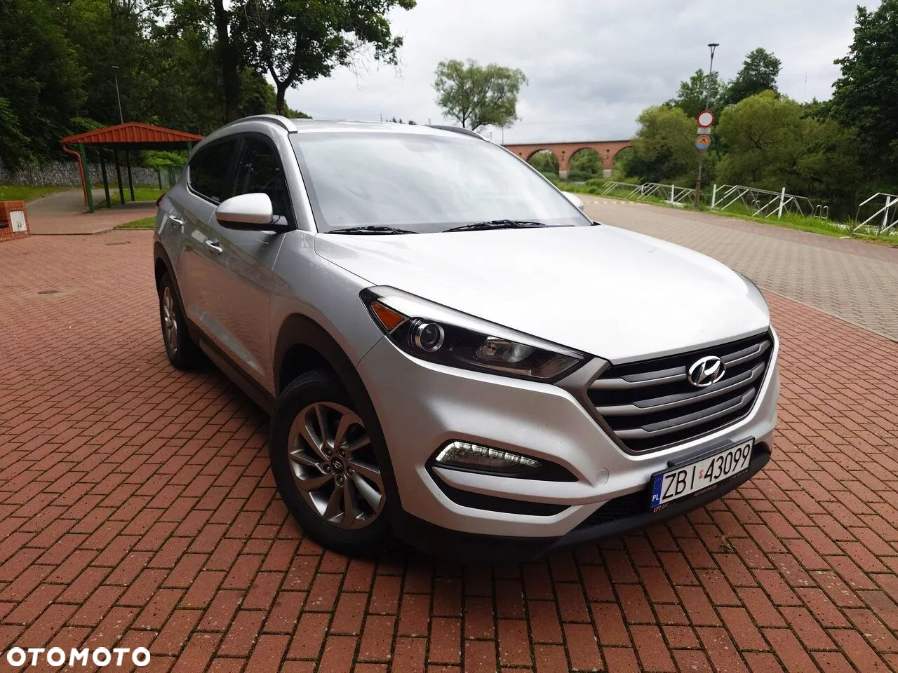 Hyundai Tucson - 2