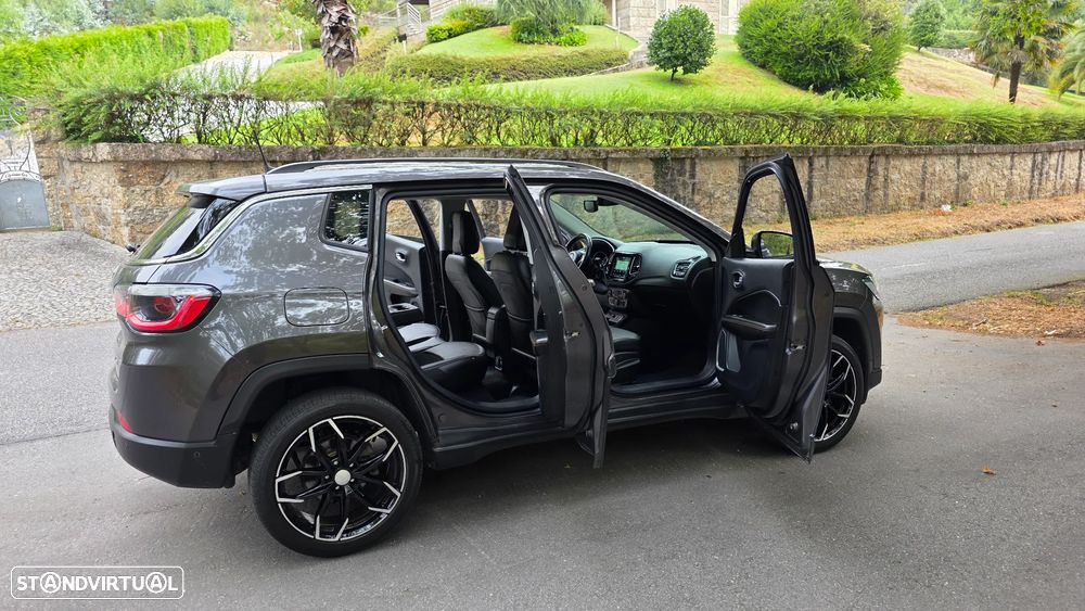 Jeep Compass 1.6 M-Jet Limited - 32