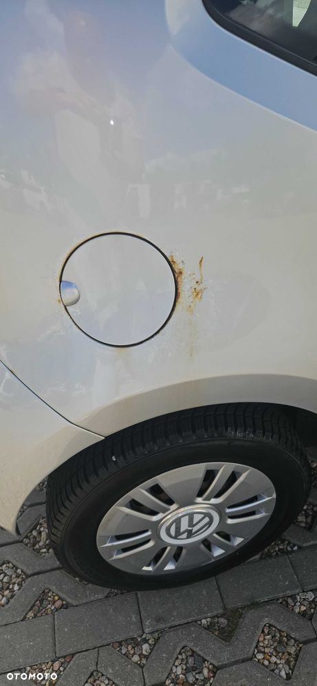 Volkswagen up! - 5