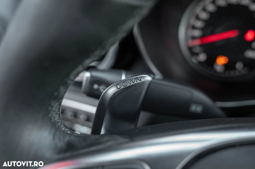 Mercedes-Benz GLC Coupe AMG 43 4Matic 9G-TRONIC - 26