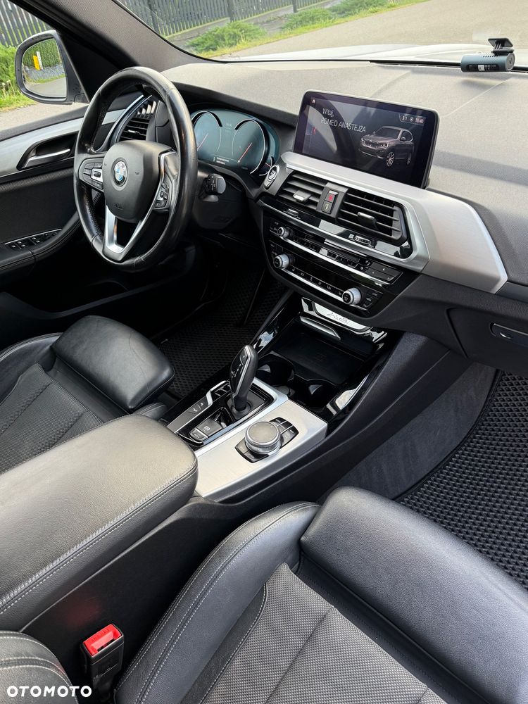 BMW X3 xDrive20d xLine - 27