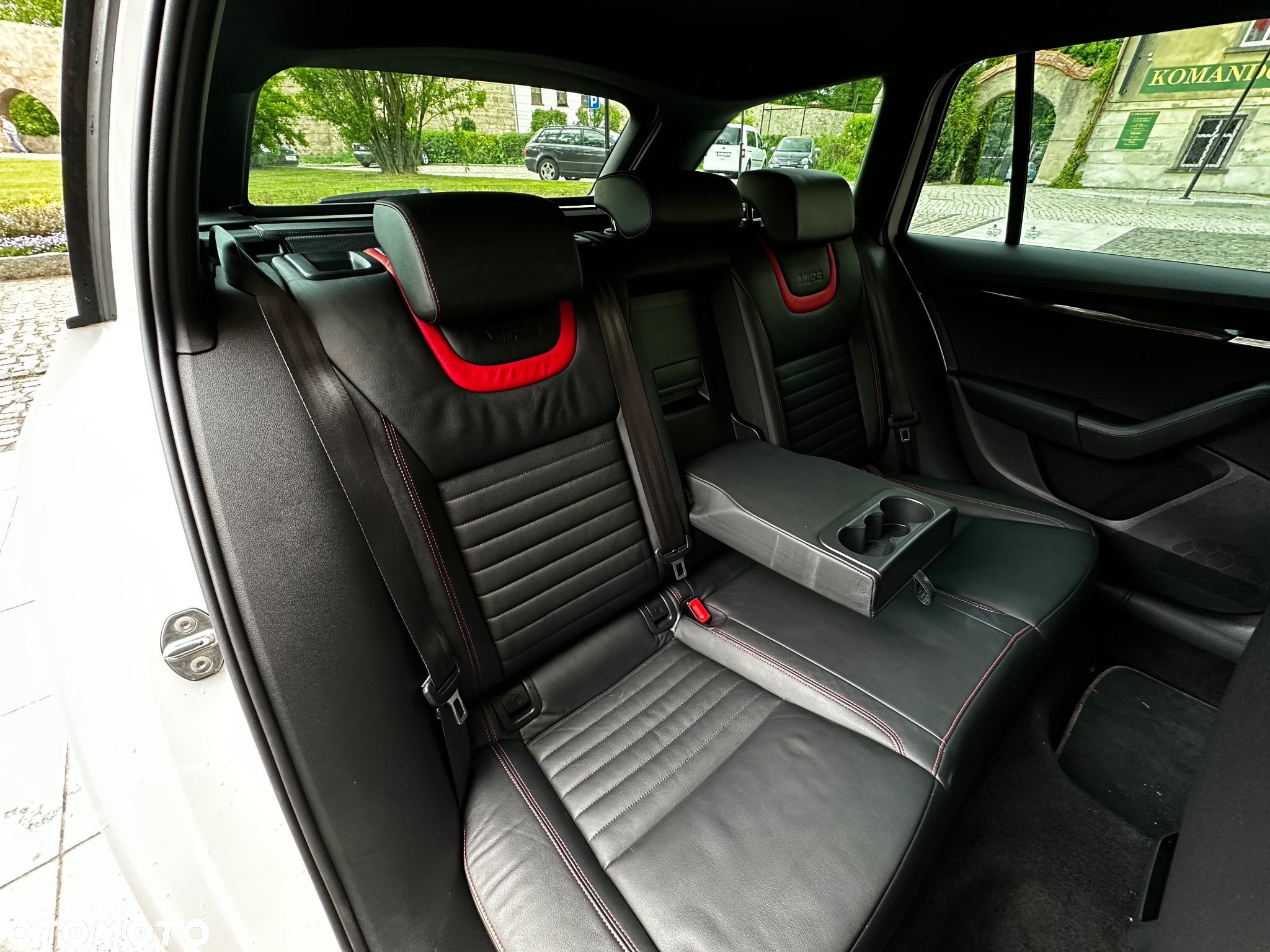 Skoda Octavia 2.0 TDI RS DSG - 15
