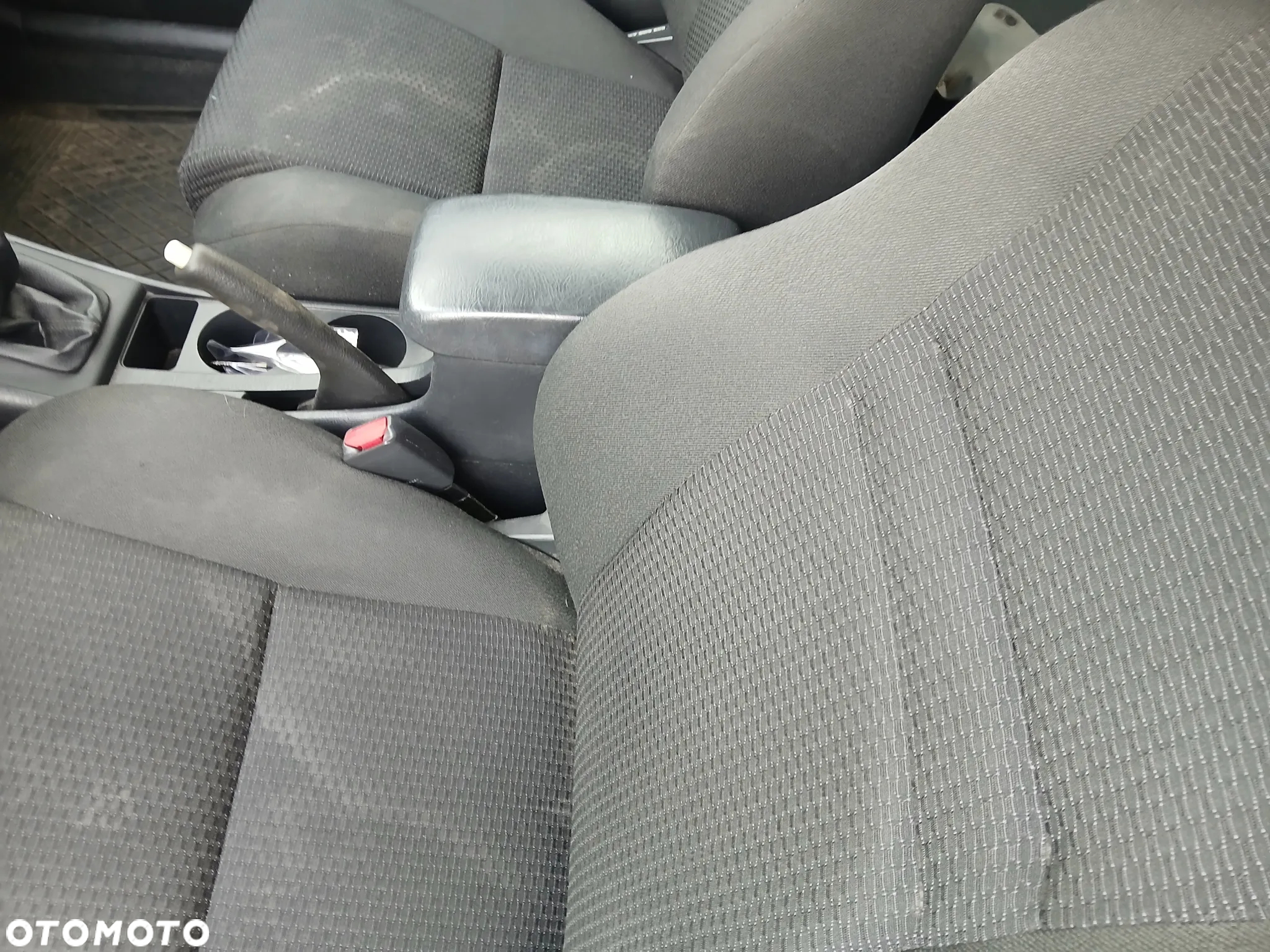 toyota corolla E12 3D 1C0 fotel fotele kanapa deska kokpit podsufitka boczek boczki klamka - 6