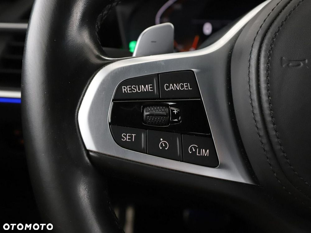 BMW Seria 3 320d xDrive mHEV M Sport - 33
